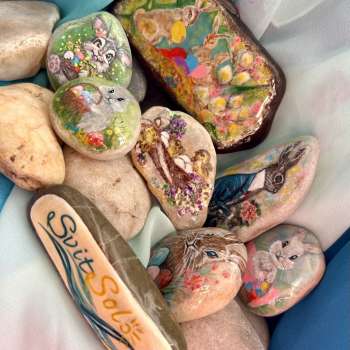 Easter Bunny Pebbles