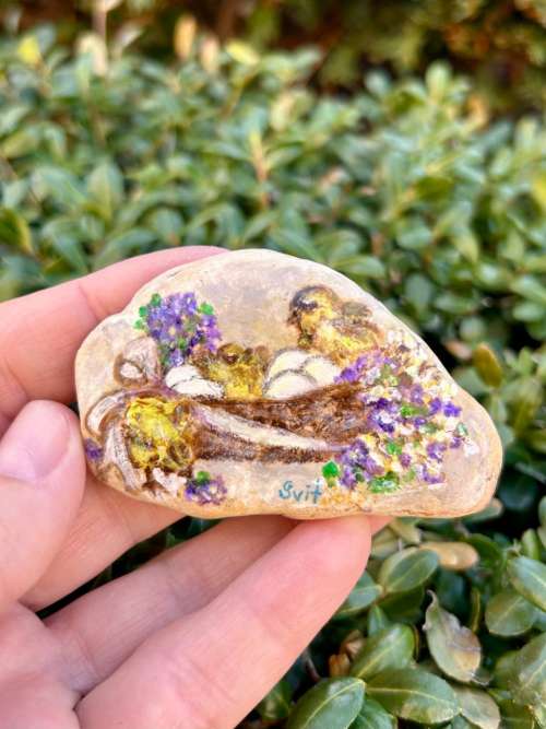 Easter Bunny Pebble 3